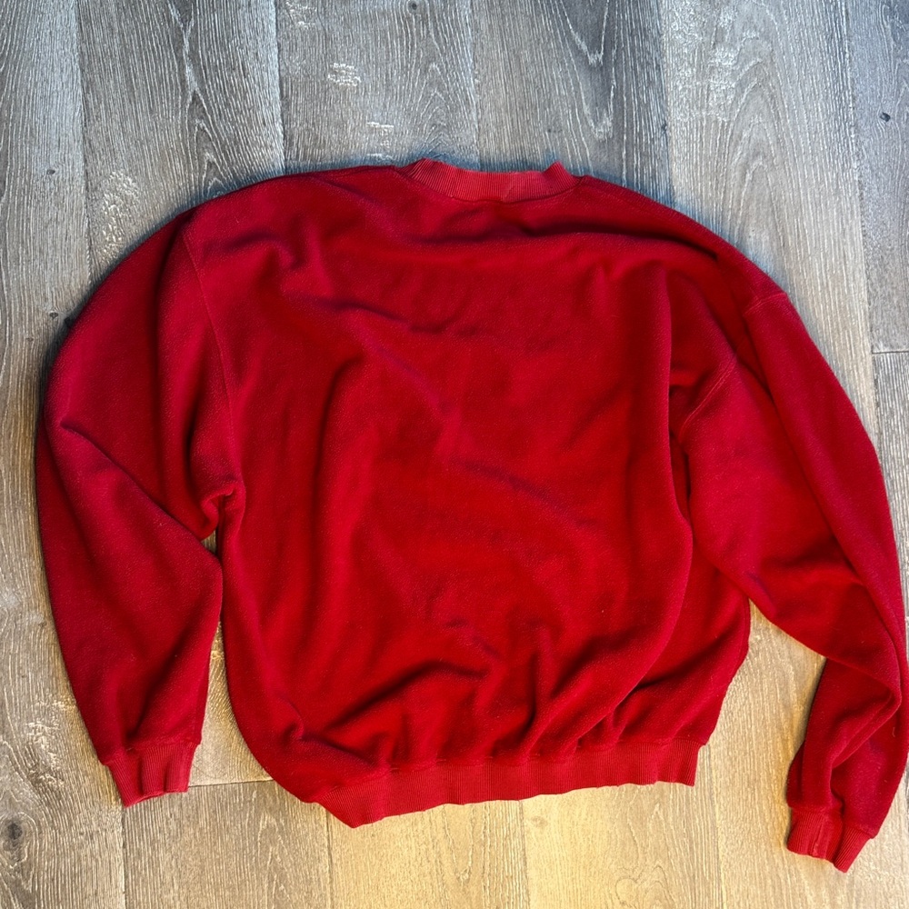 Vintage DisneyStore Red CrewSweater * small hole on left shoulder in pic 3 0206 - Picture 4 of 4
